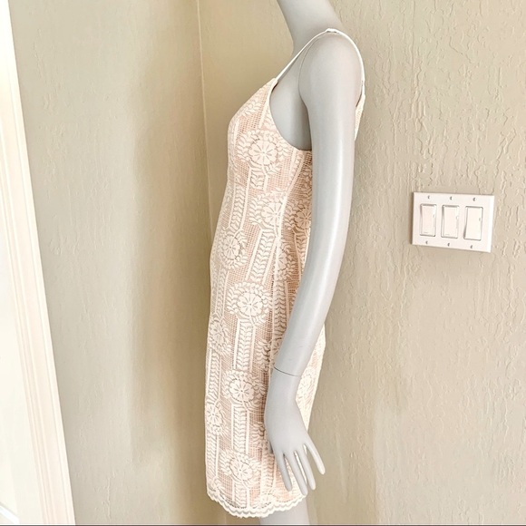 LULUS Avianna Lace Bodycon Dress Spaghetti Strap White Low Back Style 754162 - Picture 10 of 16